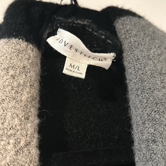 Lovestitch Colorblock Pocketed Cardigan - Picture 3 of 4